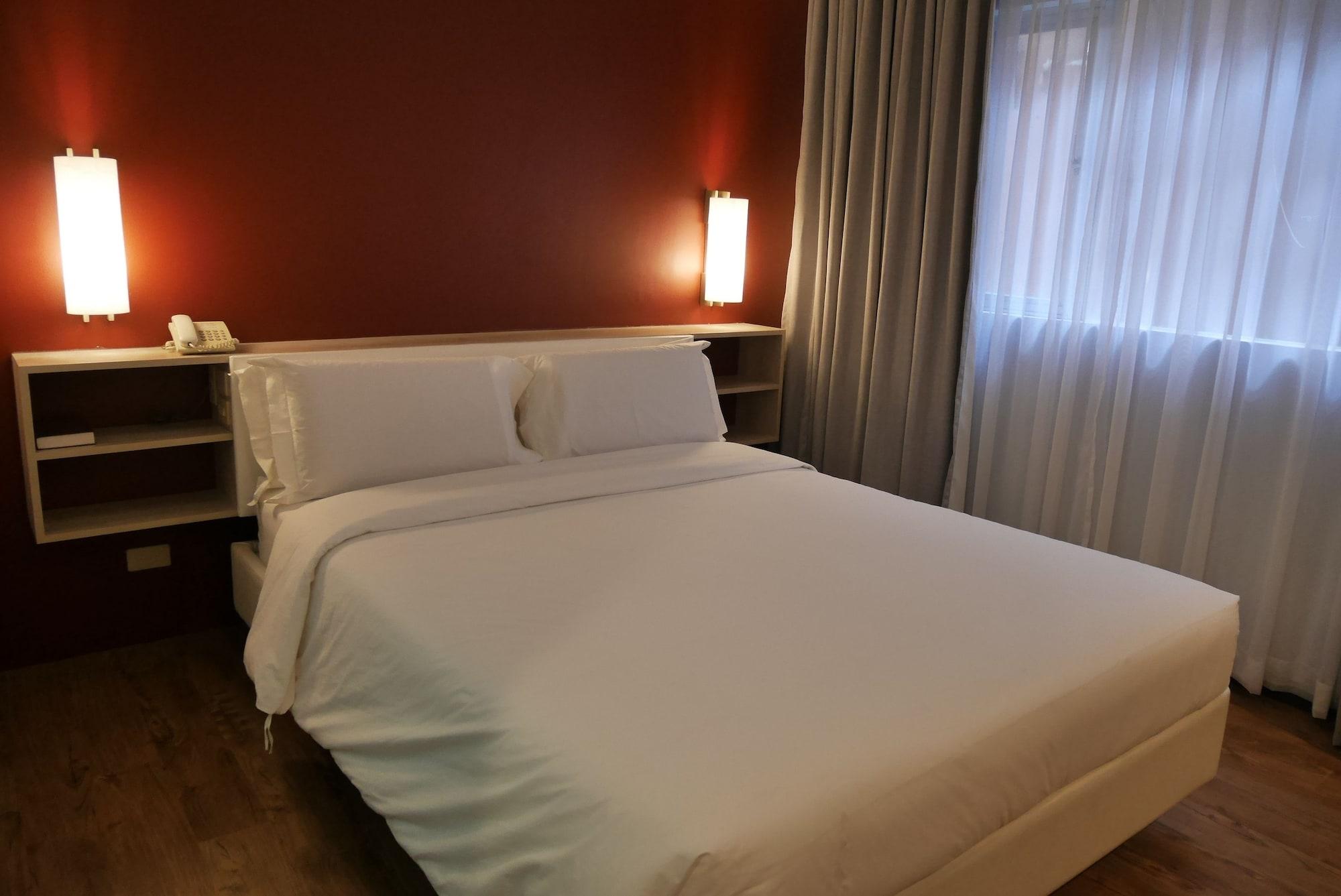 Circle Inn Hotel And Suites Bacolod Ngoại thất bức ảnh