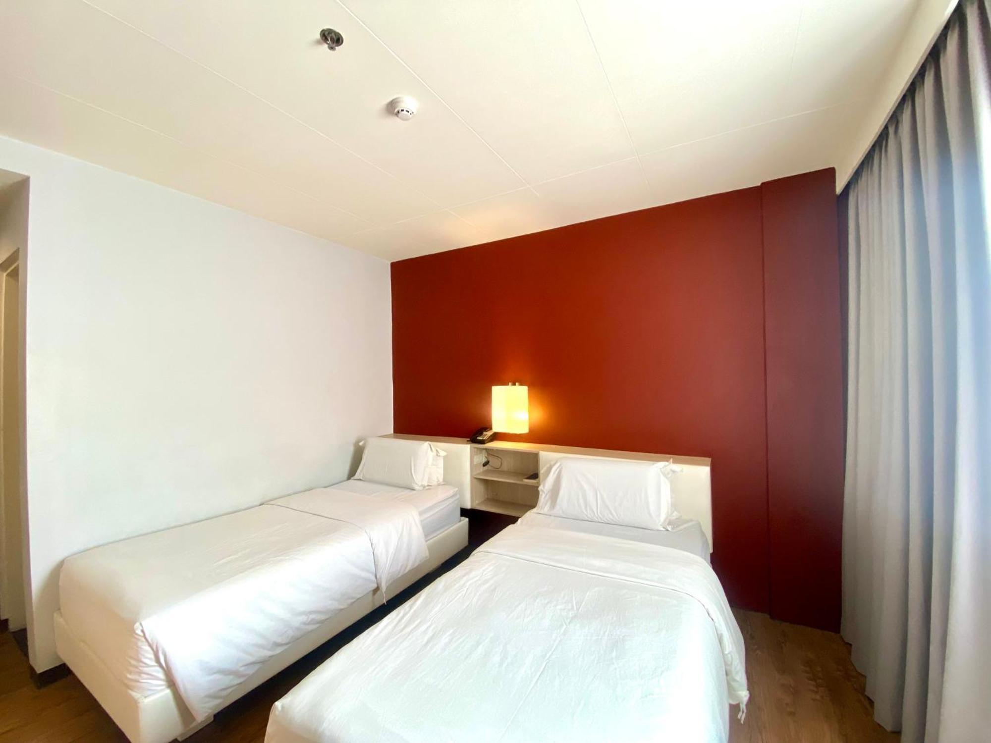 Circle Inn Hotel And Suites Bacolod Ngoại thất bức ảnh