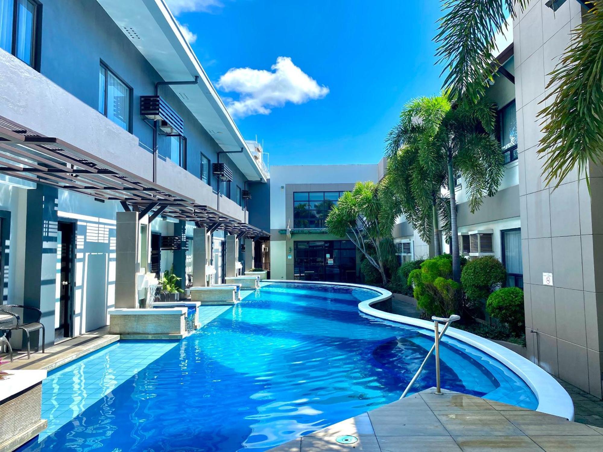 Circle Inn Hotel And Suites Bacolod Ngoại thất bức ảnh