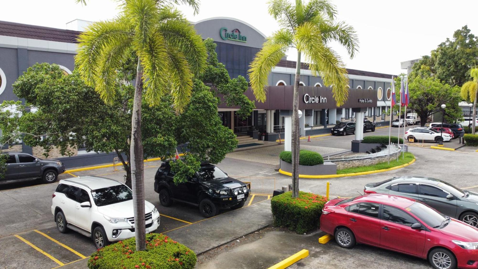 Circle Inn Hotel And Suites Bacolod Ngoại thất bức ảnh