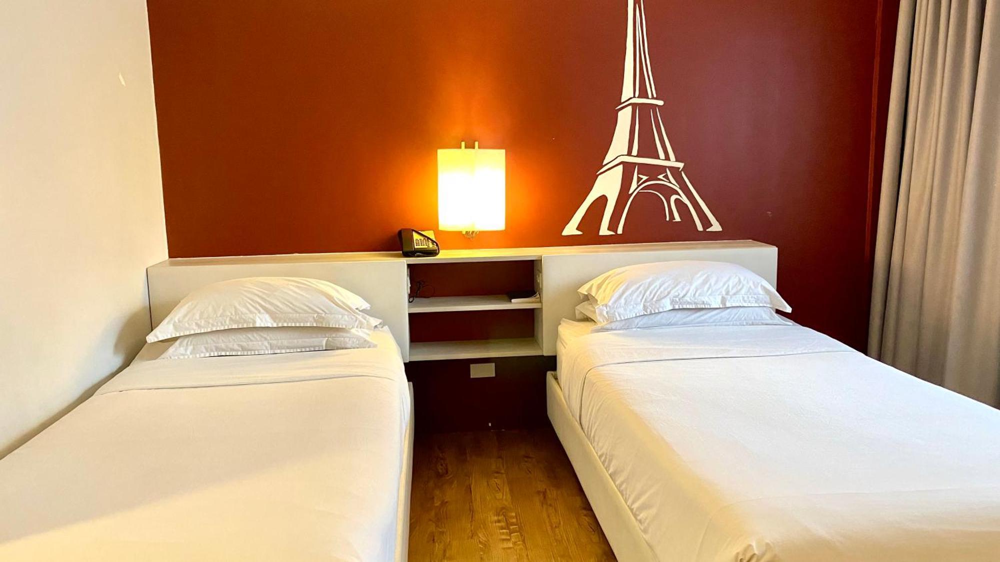 Circle Inn Hotel And Suites Bacolod Ngoại thất bức ảnh