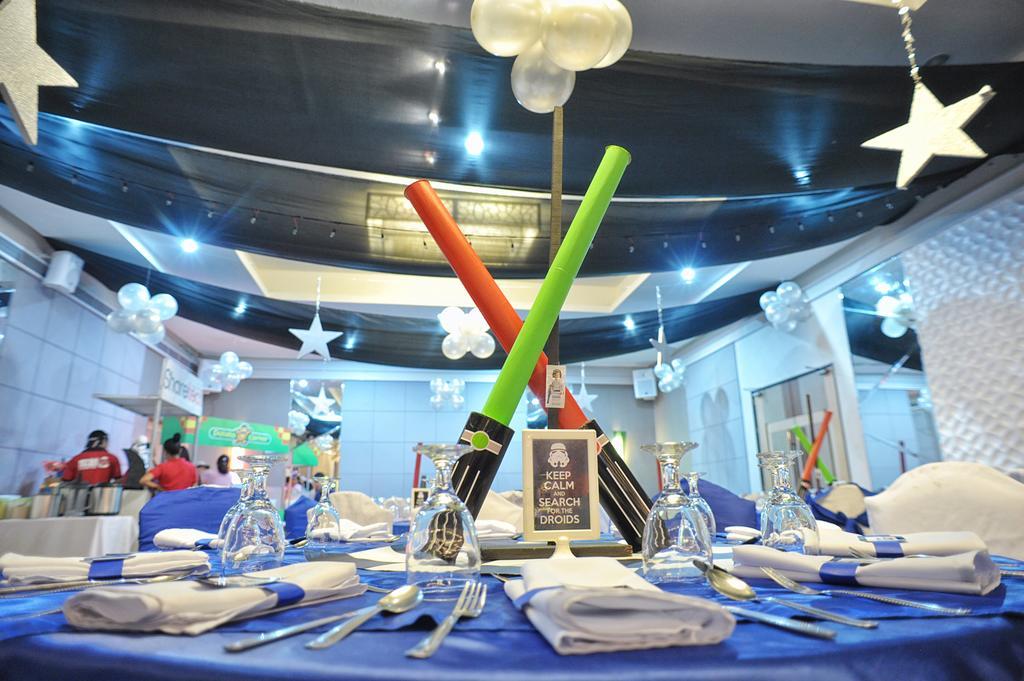 Circle Inn Hotel And Suites Bacolod Ngoại thất bức ảnh