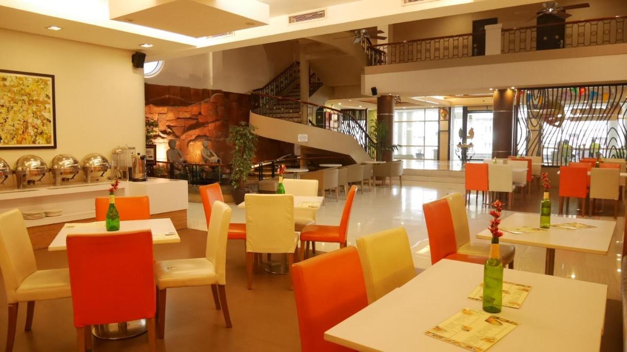 Circle Inn Hotel And Suites Bacolod Ngoại thất bức ảnh